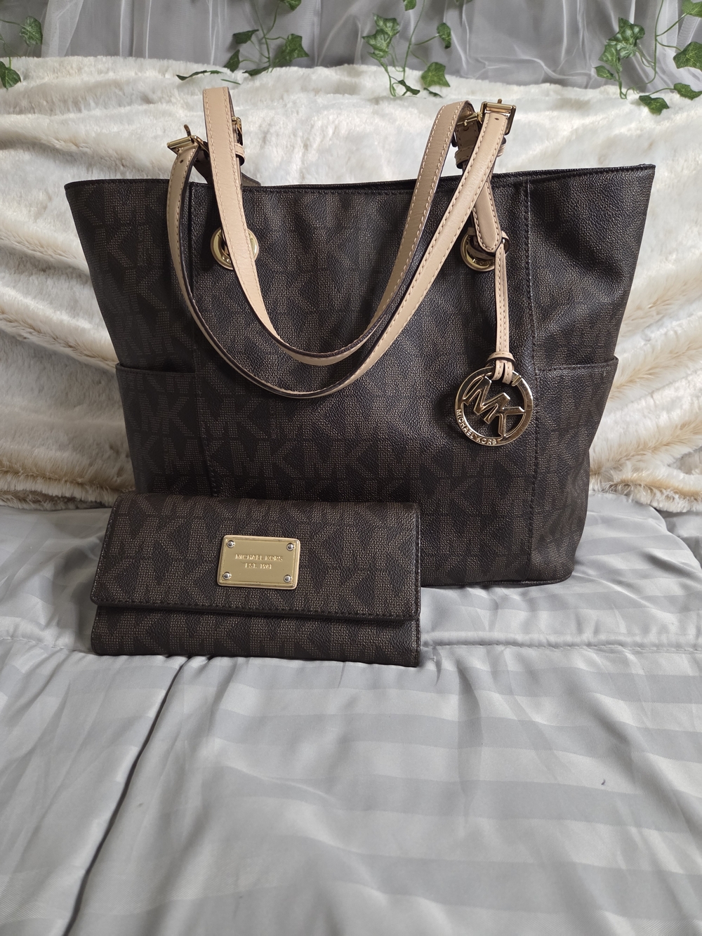 Michael Kors Jet Set Travel Tote and Matching Checkbook Wallet